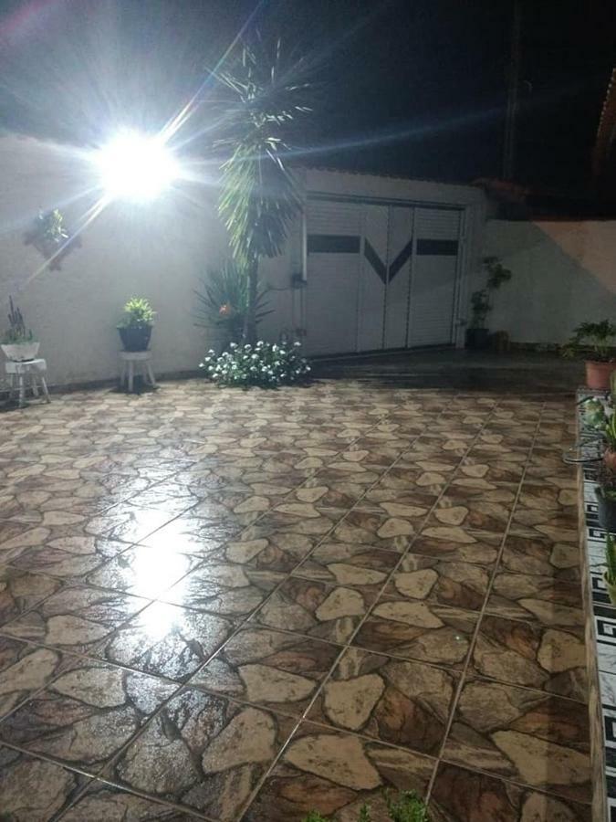 Hostel Moscatello Mongagua Bagian luar foto